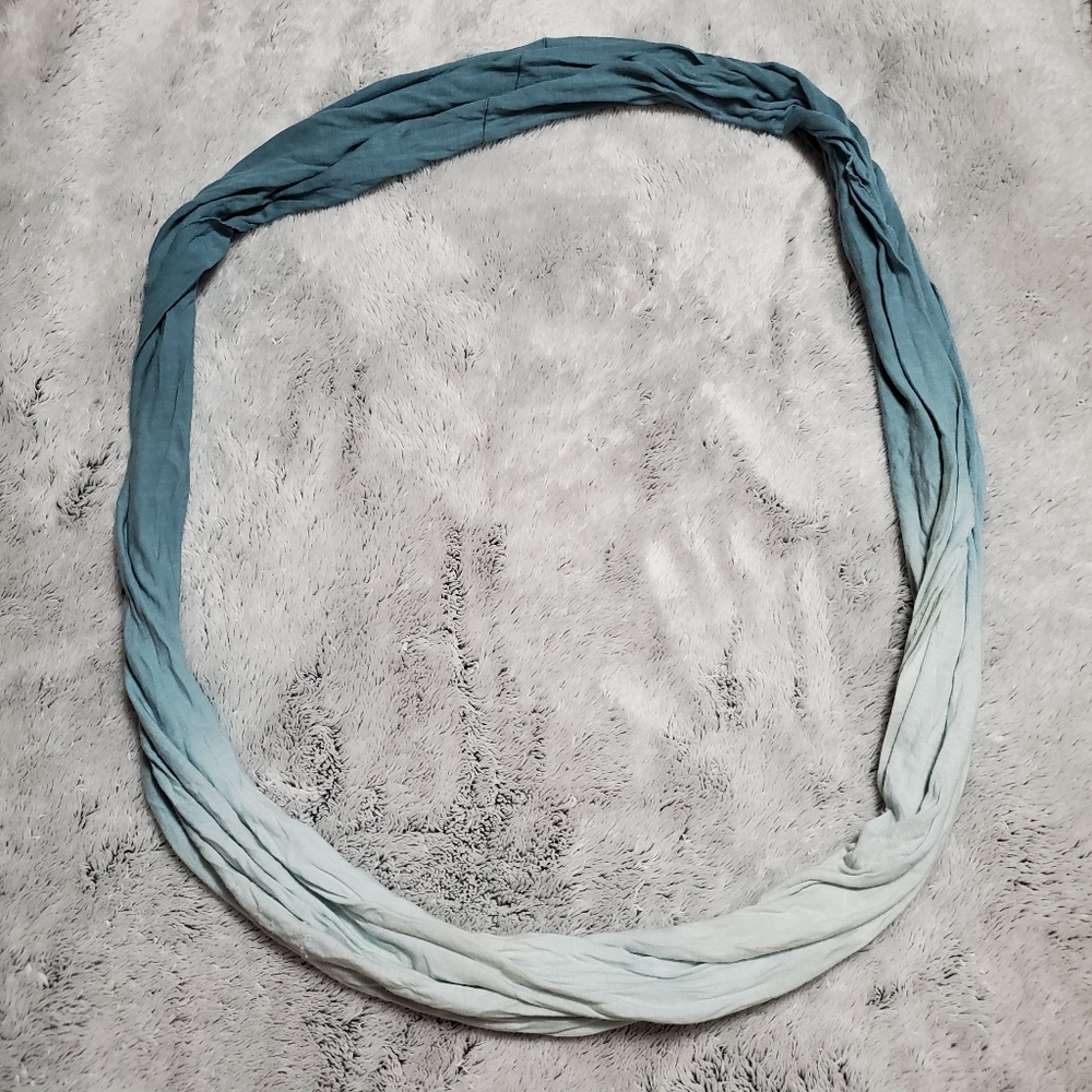 Blue Infinity Scarf - Picture 3 of 4